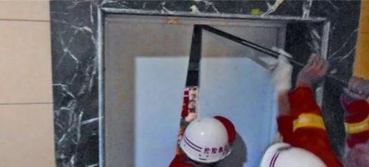 别再问电梯为什么老坏，因为电梯怕什么你们就